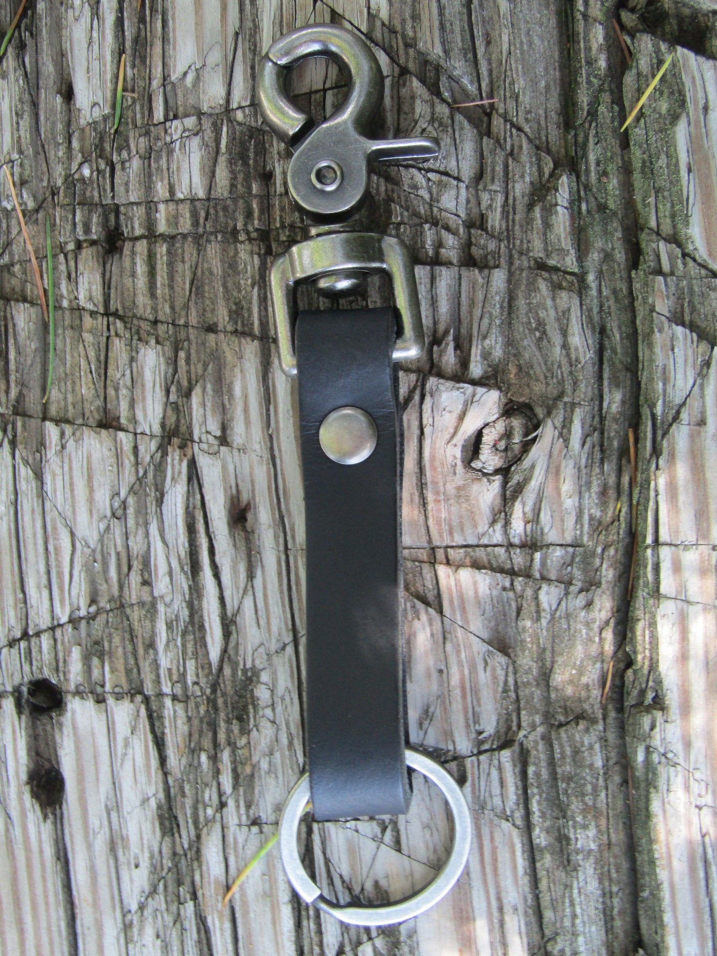 Small Handmade Black Water Buffalo Full Grain Leather keychain, leather belt loop snap, leather belt loop key fob, leather key fob