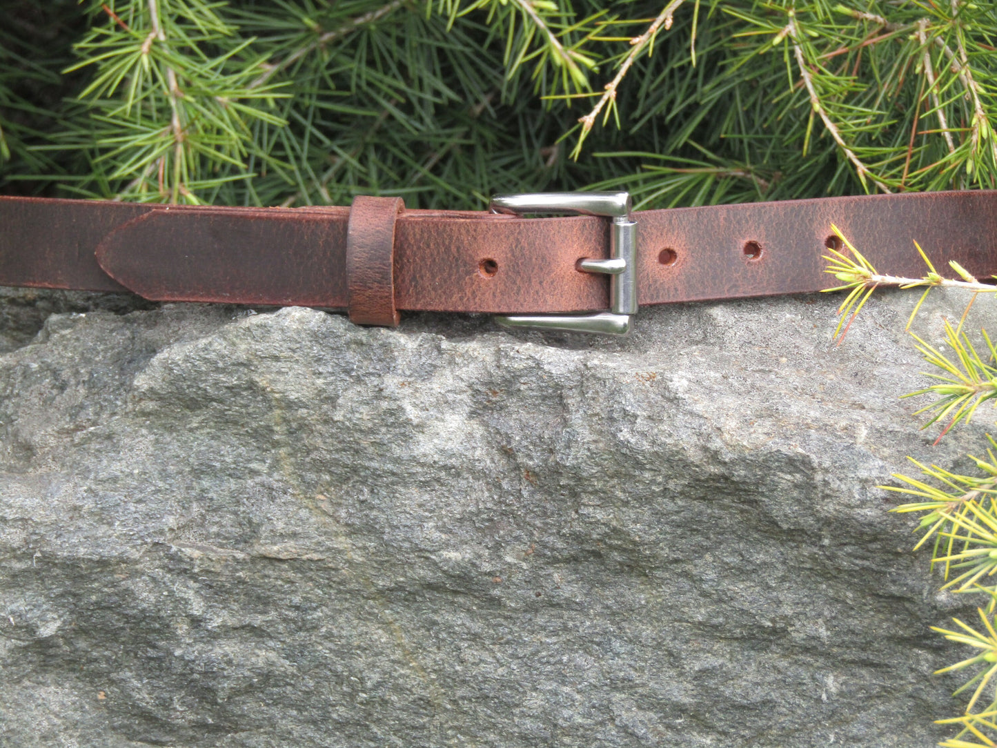 1" Custom Handcrafted leather belt, full grain leather belt,Made in USA, Unisex leather belt,leather belt,vintage look hand set copper rivet