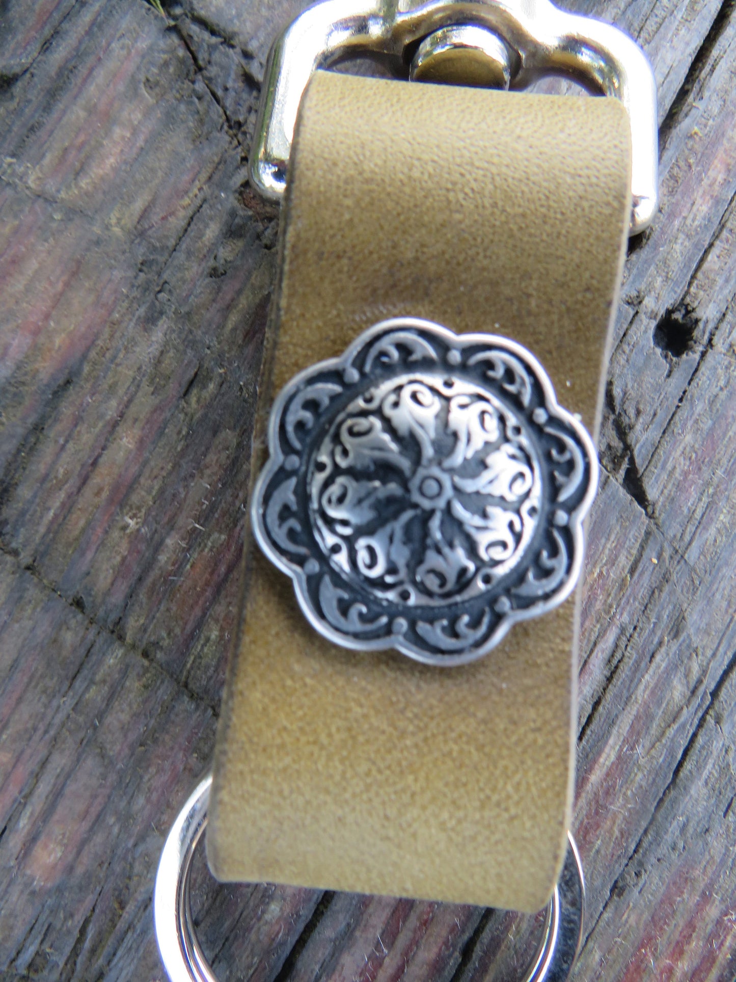 Handmade Wickett and Craig Olive harness leather Fll Grain Leather keychain Jeremiah Watt hardware