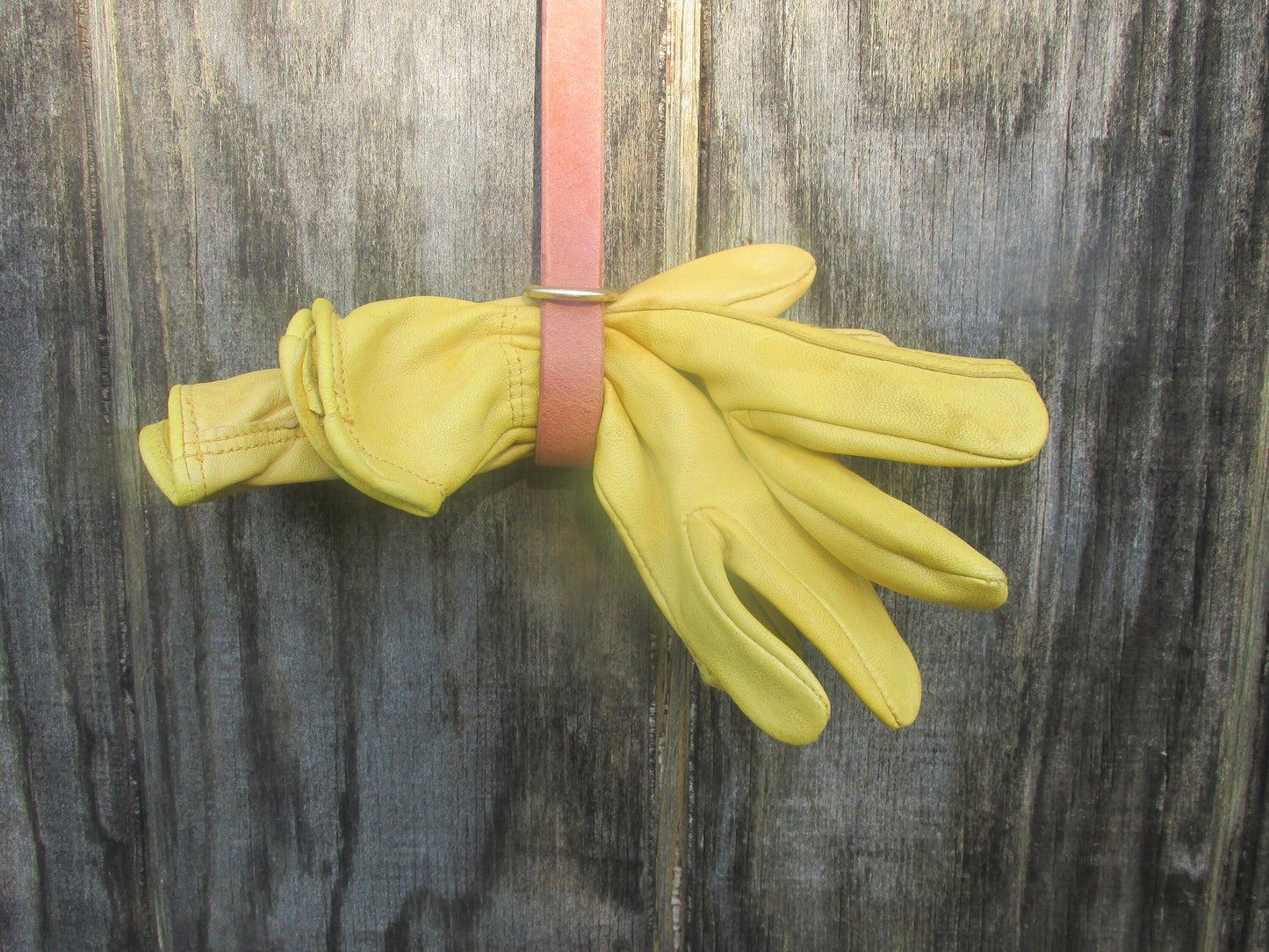 Hermann Oak harness leather glove holder