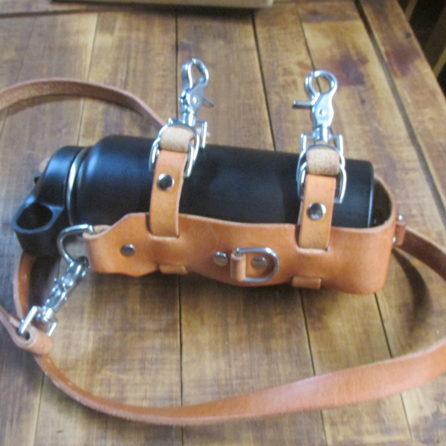Hermann Oak leather water bottle carrier, bottle harness with shoulder strap, adjustable, briefcase, bike