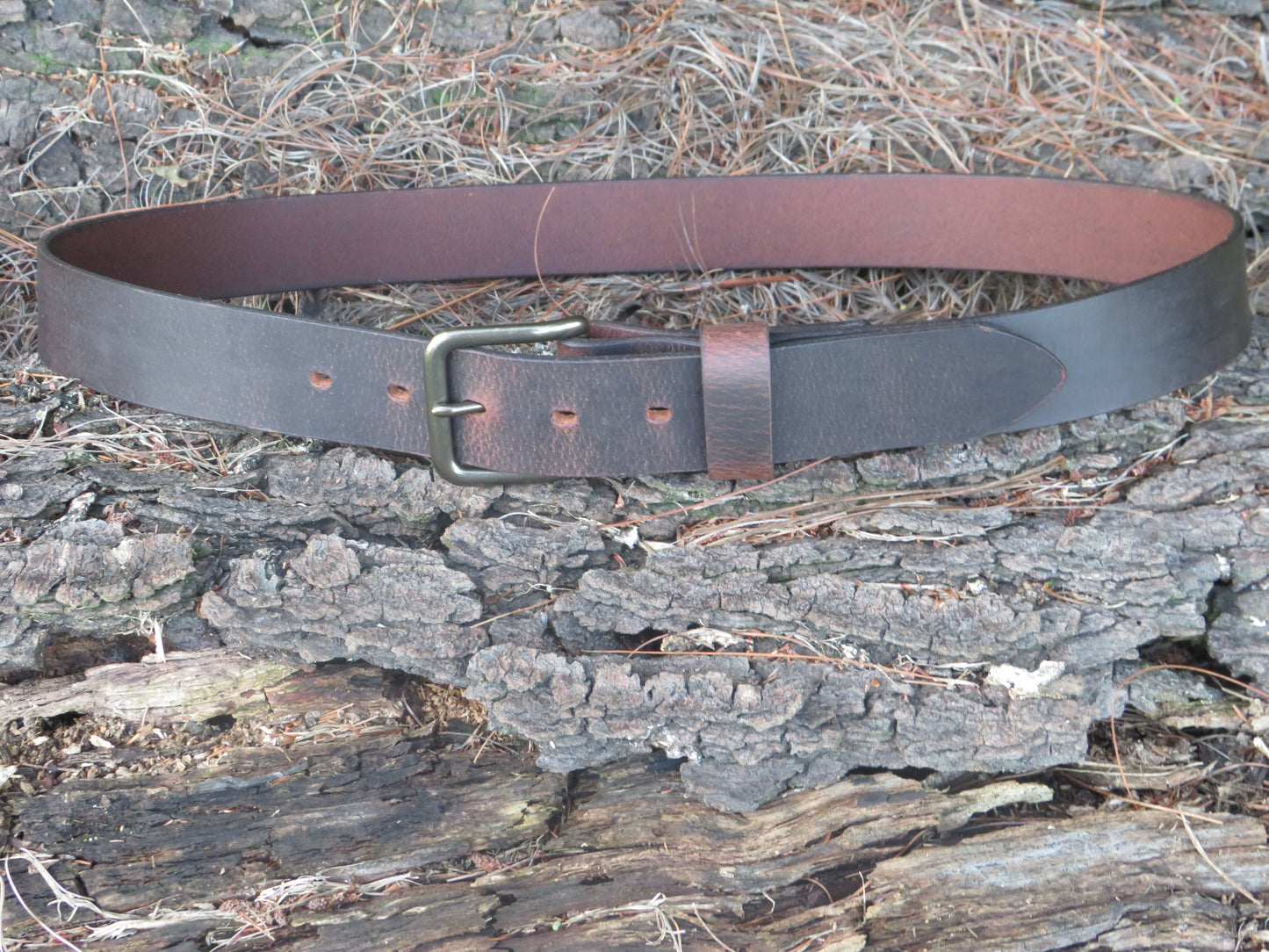 1 1/2" wide leather belt, Casual Vintage look Custom Handmade leather belt, Made in USA ,Rustic leather belt, womans belt, mens leather belt (Copy)