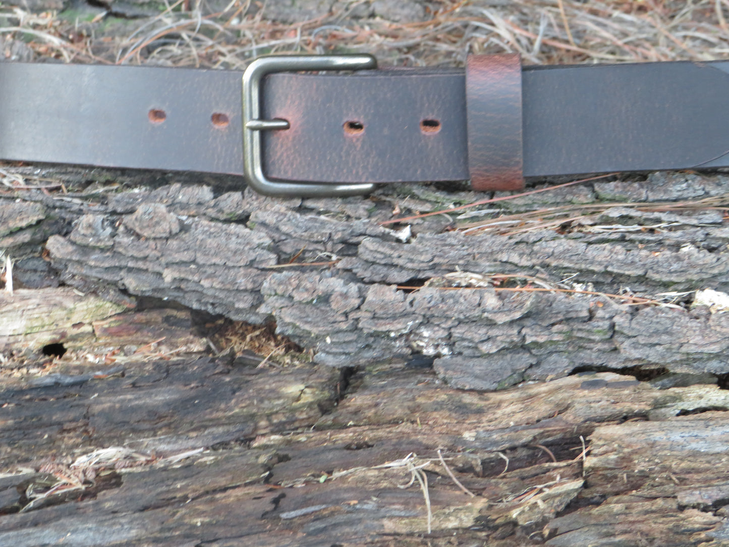 1 1/2" wide leather belt, Casual Vintage look Custom Handmade leather belt, Made in USA ,Rustic leather belt, womans belt, mens leather belt (Copy)