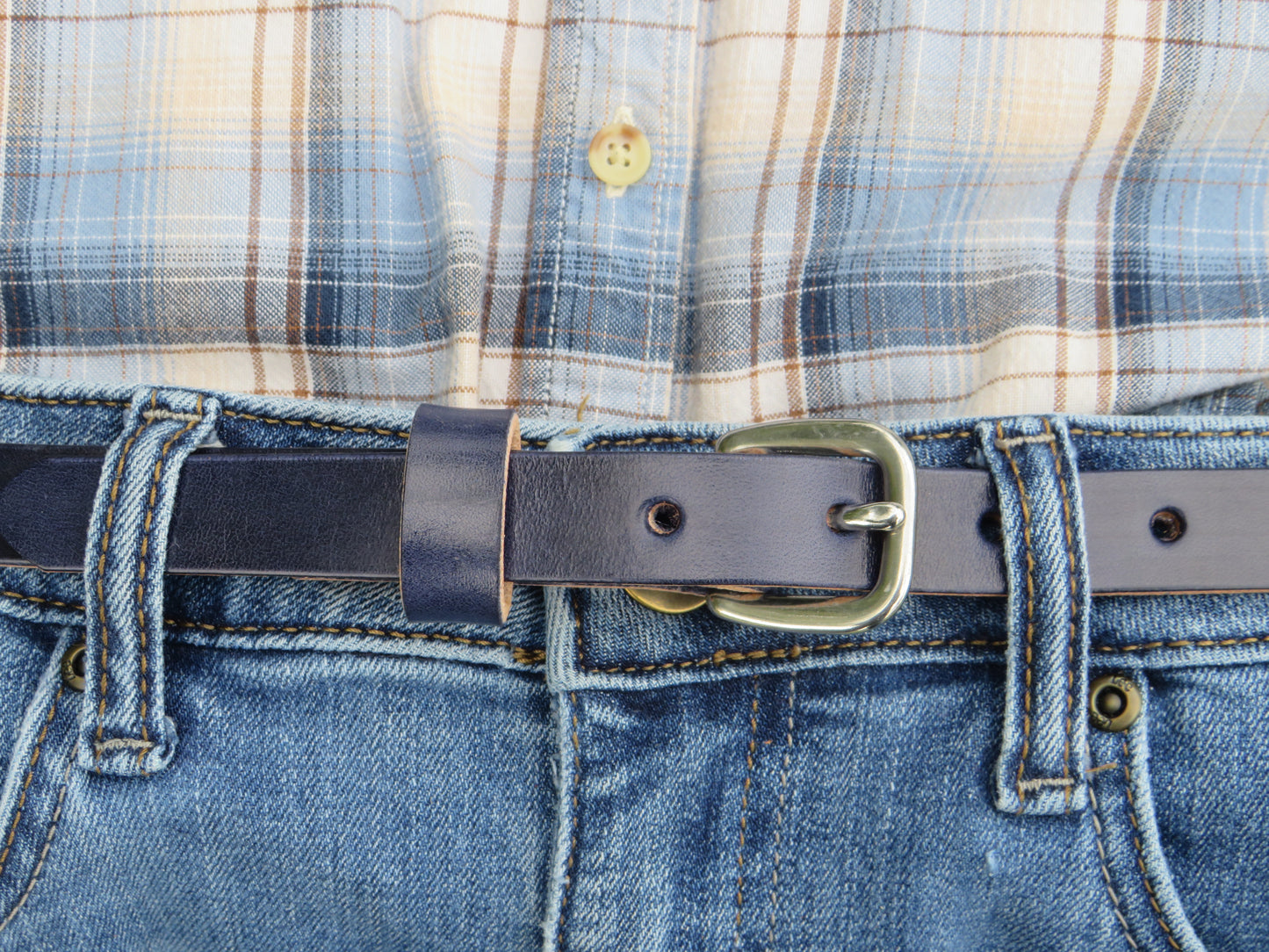 3/4" wide Wickett and Craig Harness Leather belt Navy Blue and Classic tan