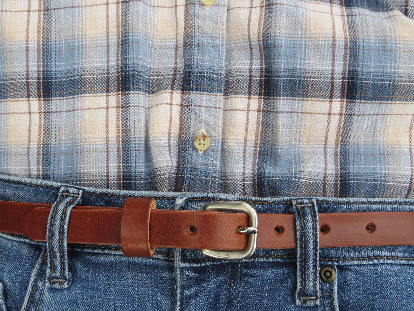 3/4" wide Wickett and Craig Harness Leather belt Navy Blue and Classic tan