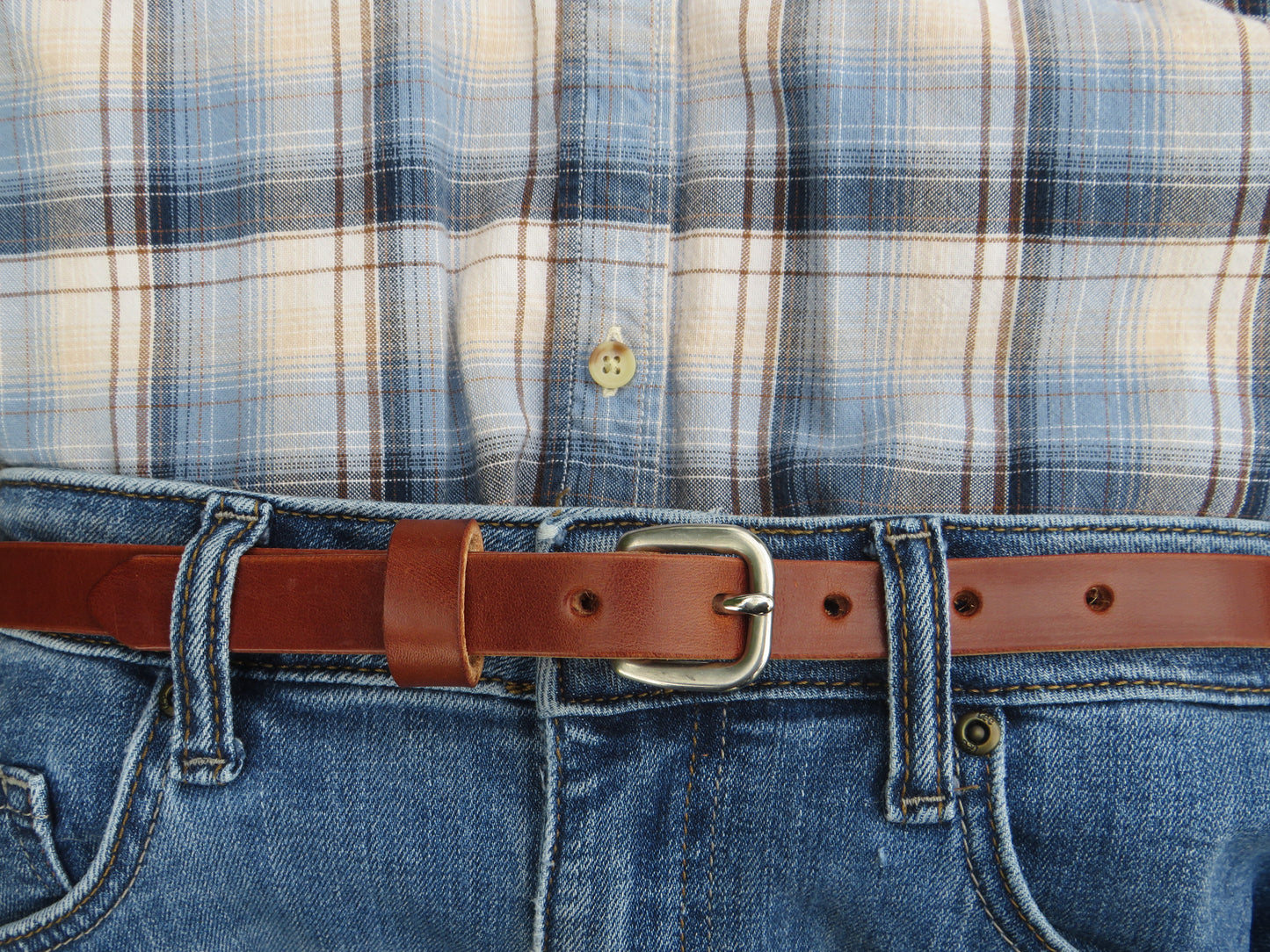 3/4" wide Wickett and Craig Harness Leather belt Navy Blue and Classic tan