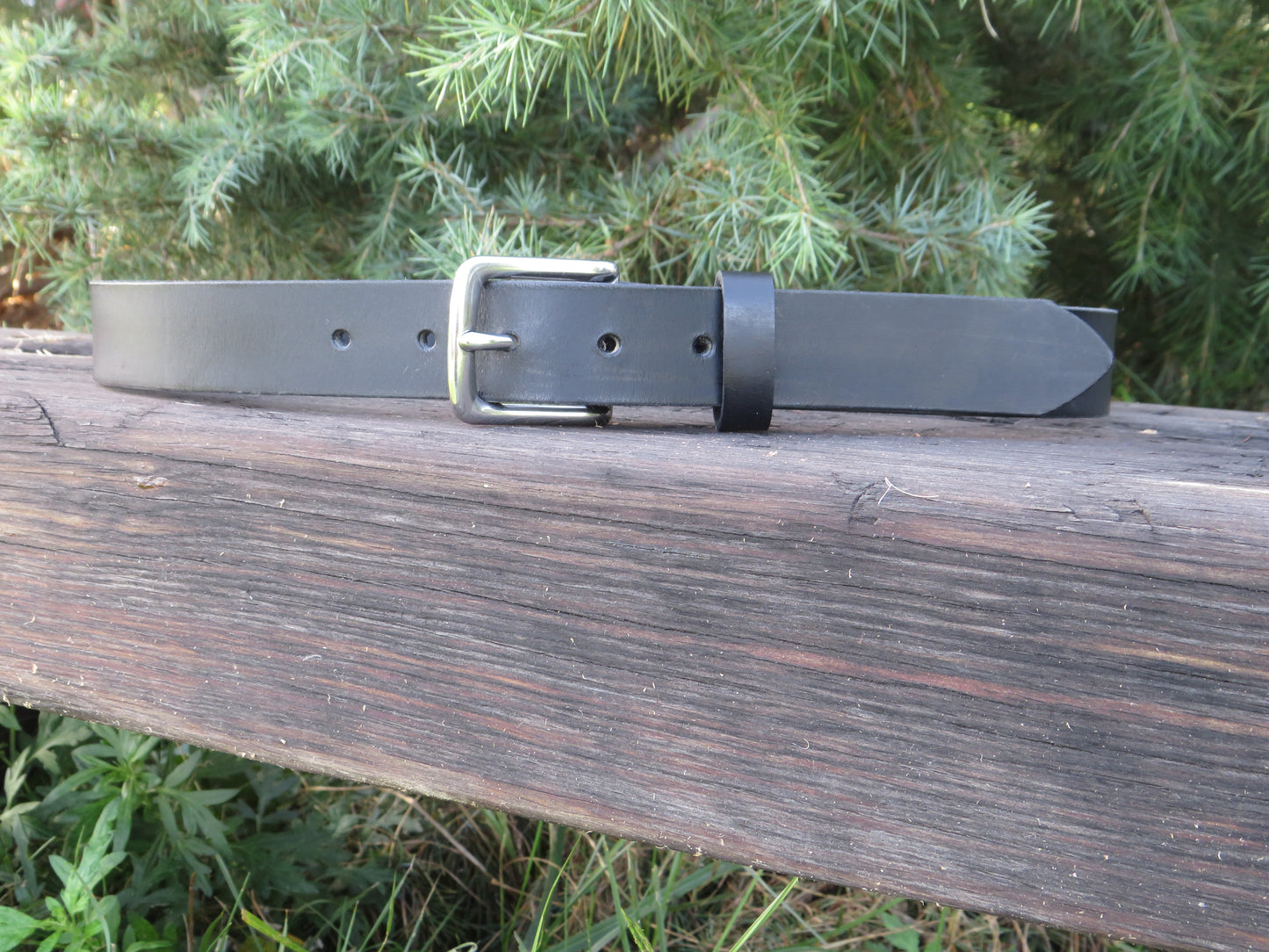 Discounted 29 inch waist 1 1/4" wide Black Leather belt size 31 belt