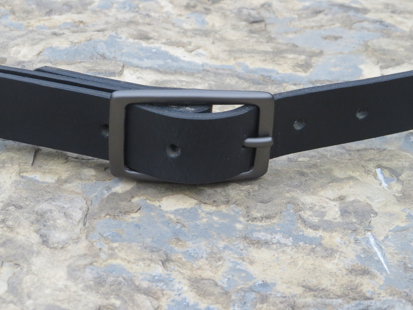 Narrow leather belt, Womans Belt  full grain black leather mens leather belt,1 inch wide belt