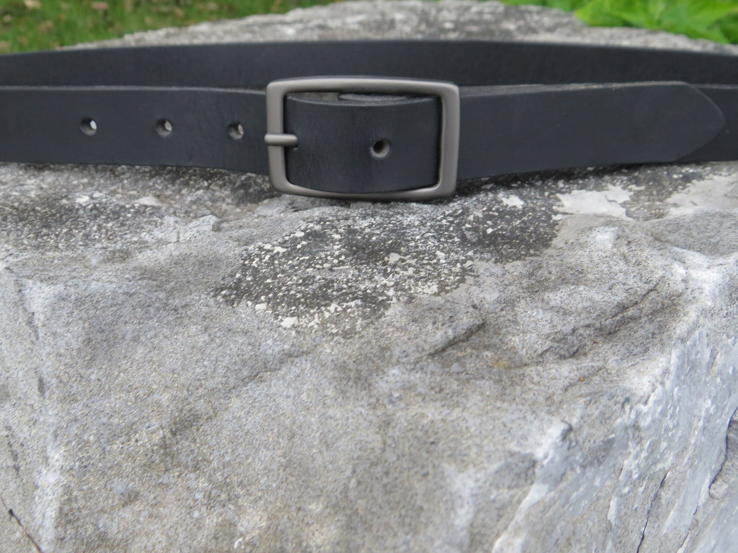 Narrow leather belt, Womans Belt  full grain black leather mens leather belt,1 inch wide belt