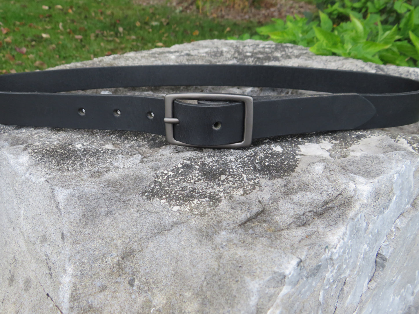 Narrow leather belt, Womans Belt  full grain black leather mens leather belt,1 inch wide belt