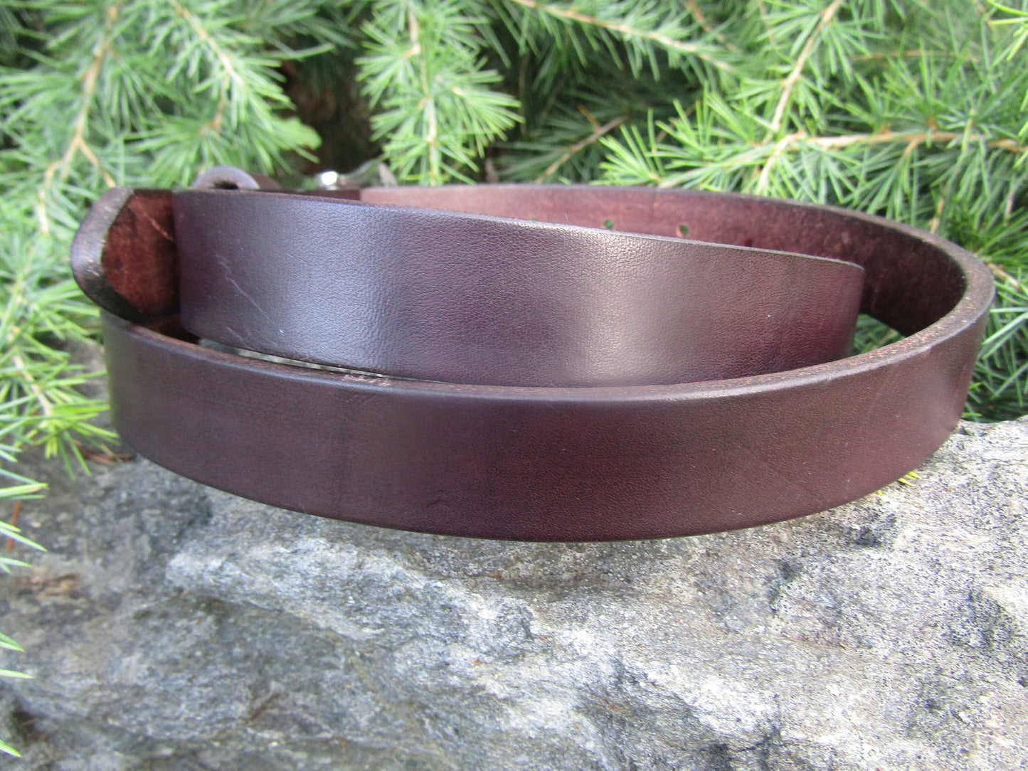 1 inch Dark brown Bridle Leather Narrow  belt, casual belt.  Made with US hides.  Custom made, personalized, stainless buckle