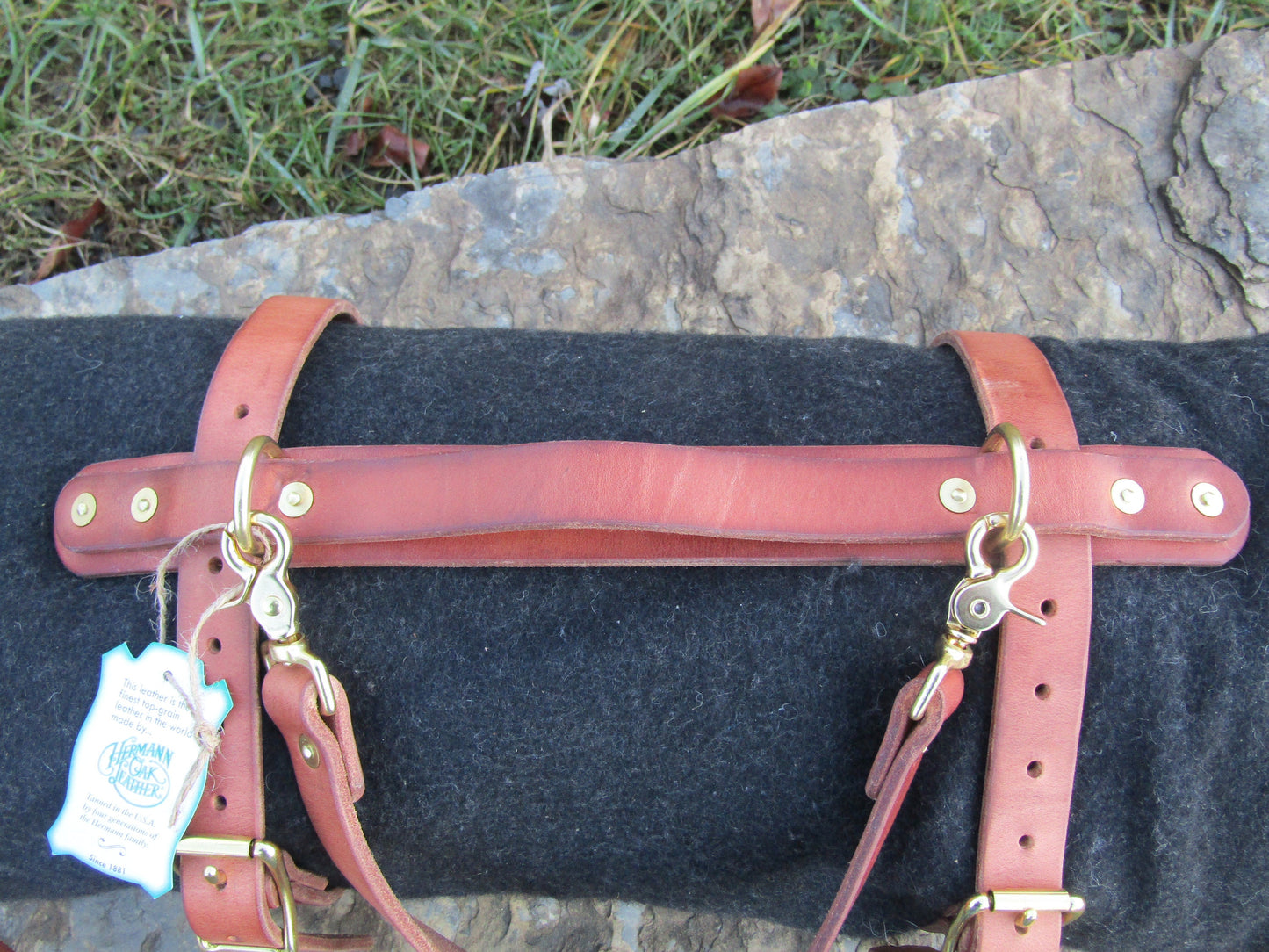 Ships Today Hand made Hermann Oak harness leather blanket carrier/ blanket harness/ leather bedroll, leather blanket straps/