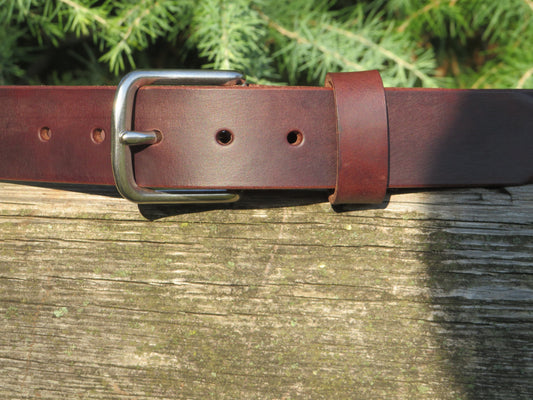 Dark brown Bridle Leather belt, mens leather belt, womans leather belt.  Made in US with US hides.  Custom made belt, handmade leather belt