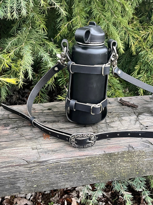 Black Adjustable Full Grain leather water bottle carrier with shoulder strap, Jeremiah Watt Hardware, water bottle caddy reusable water