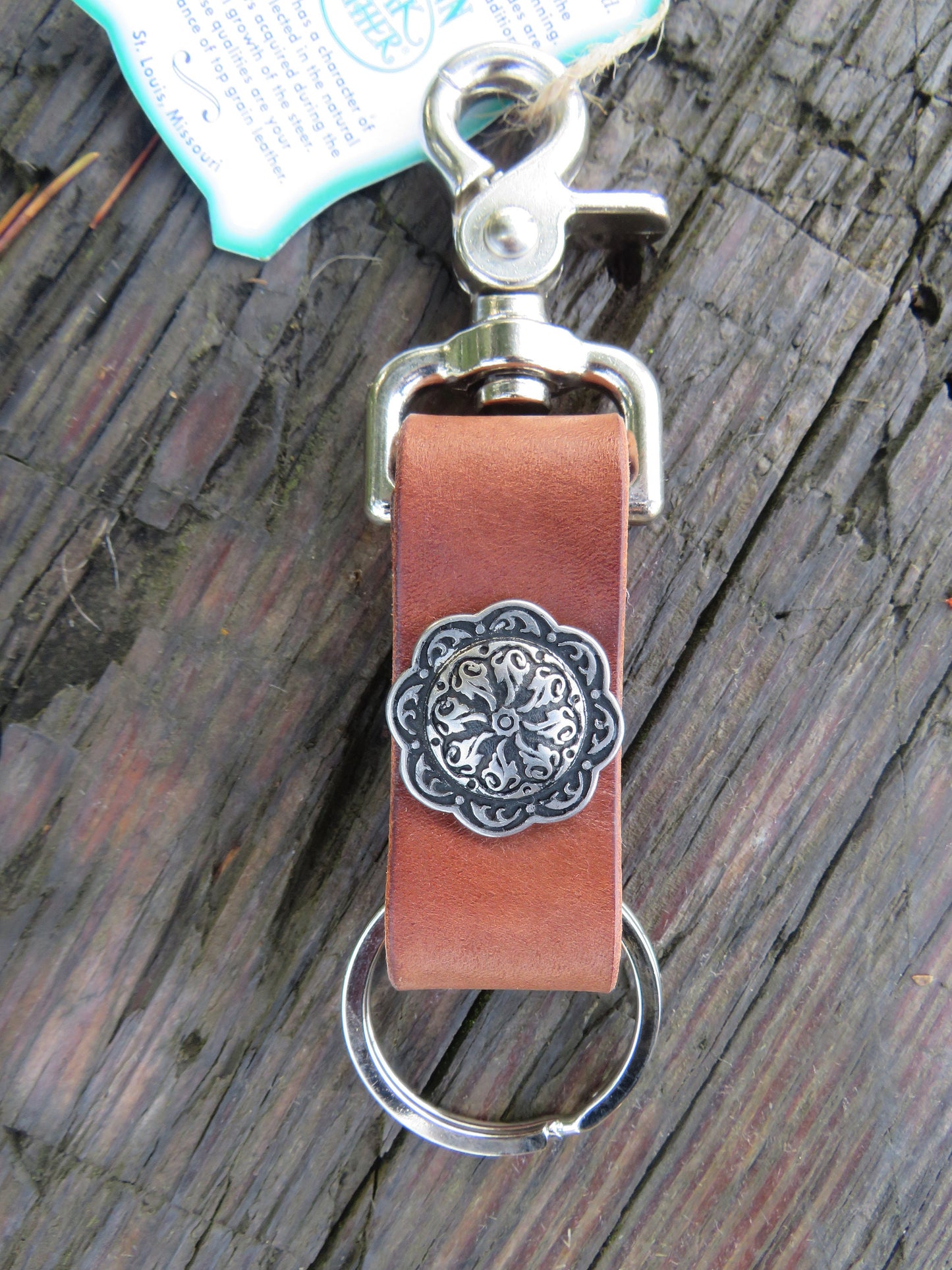 Handmade Leather keychain Hermann Oak harness leather keychain Jeremiah Watt hardware 1 inch wide small leather keychain