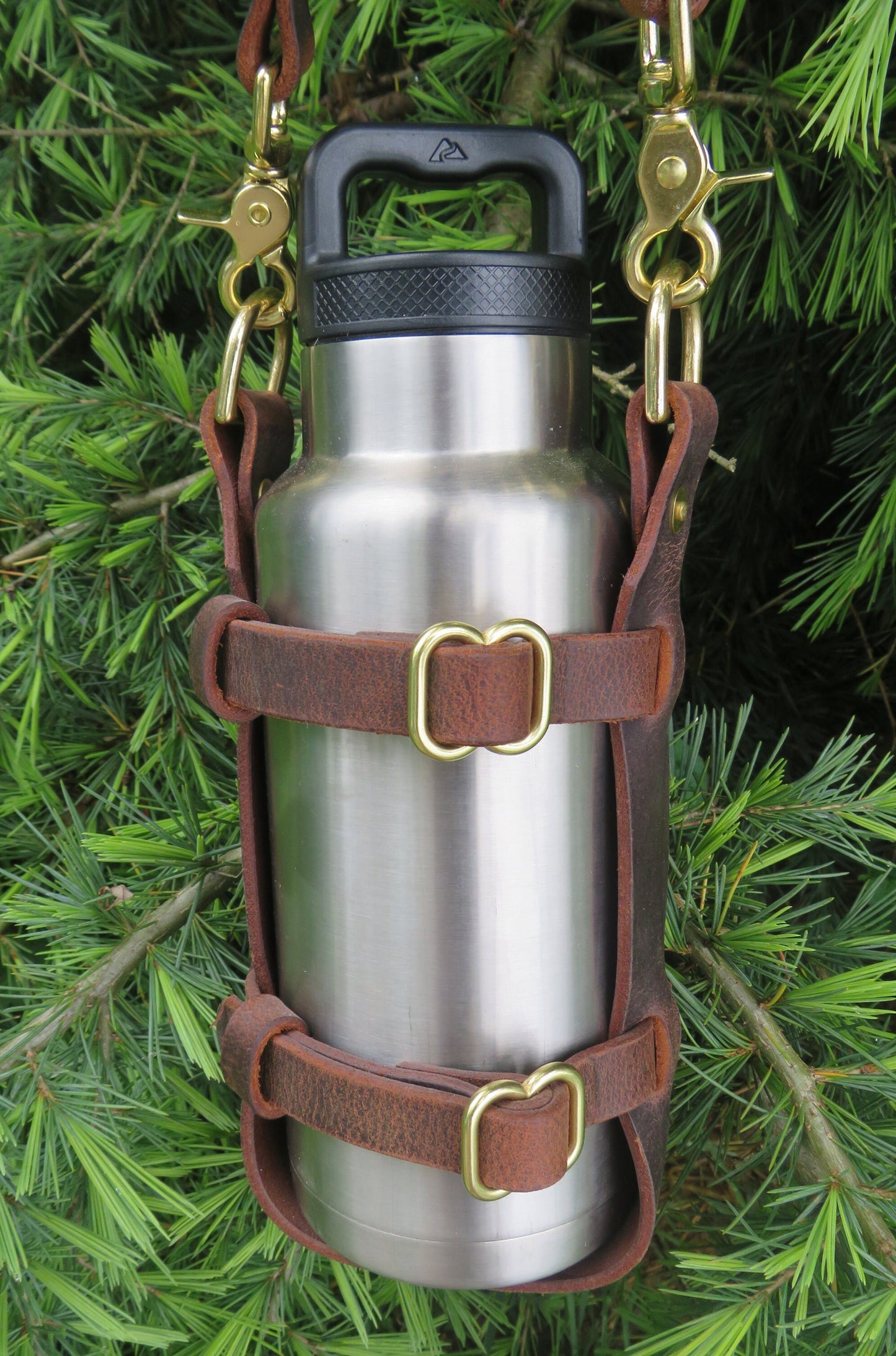 Adjustable Full Grain leather water bottle carrier with shoulder strap, reusable water bottle carry strap harness for water bottle