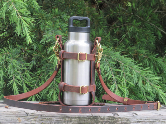 Adjustable Full Grain leather water bottle carrier with shoulder strap, reusable water bottle carry strap harness for water bottle