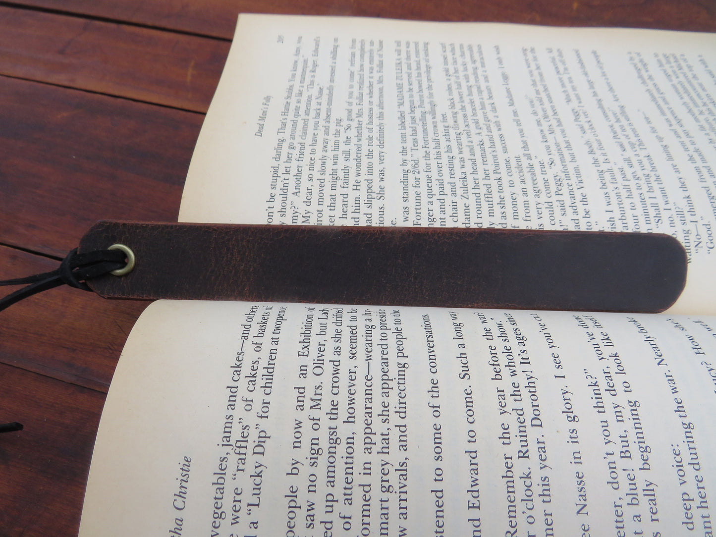 Handmade engraved Leather Bookmark, Gifts For Him Gift for her, Teacher Gift,  Reading Gift, Anniversary Gift