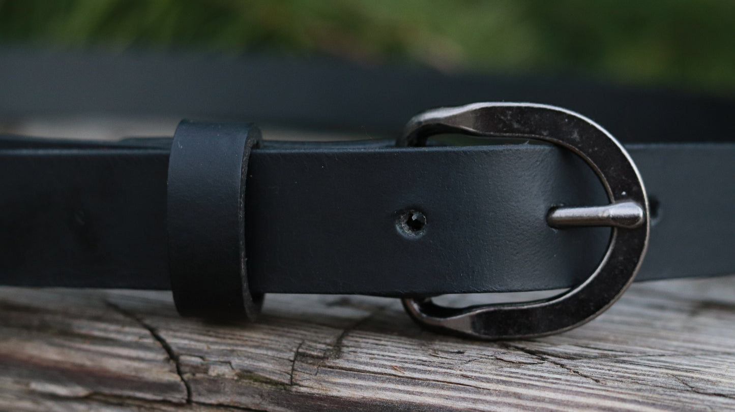 Narrow leather belt, Womans Belt  full grain black leather womans belt,1 inch wide belt