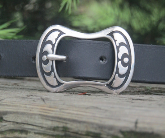 Black Narrow leather belt, Full grain black leather womans belt, 1 inch wide belt, Horseshoe hardware